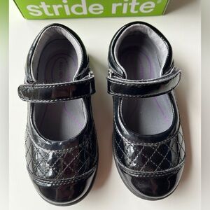 Stride Rite black Mary Jane style shoes, for toddler girl, Size 9 toddler